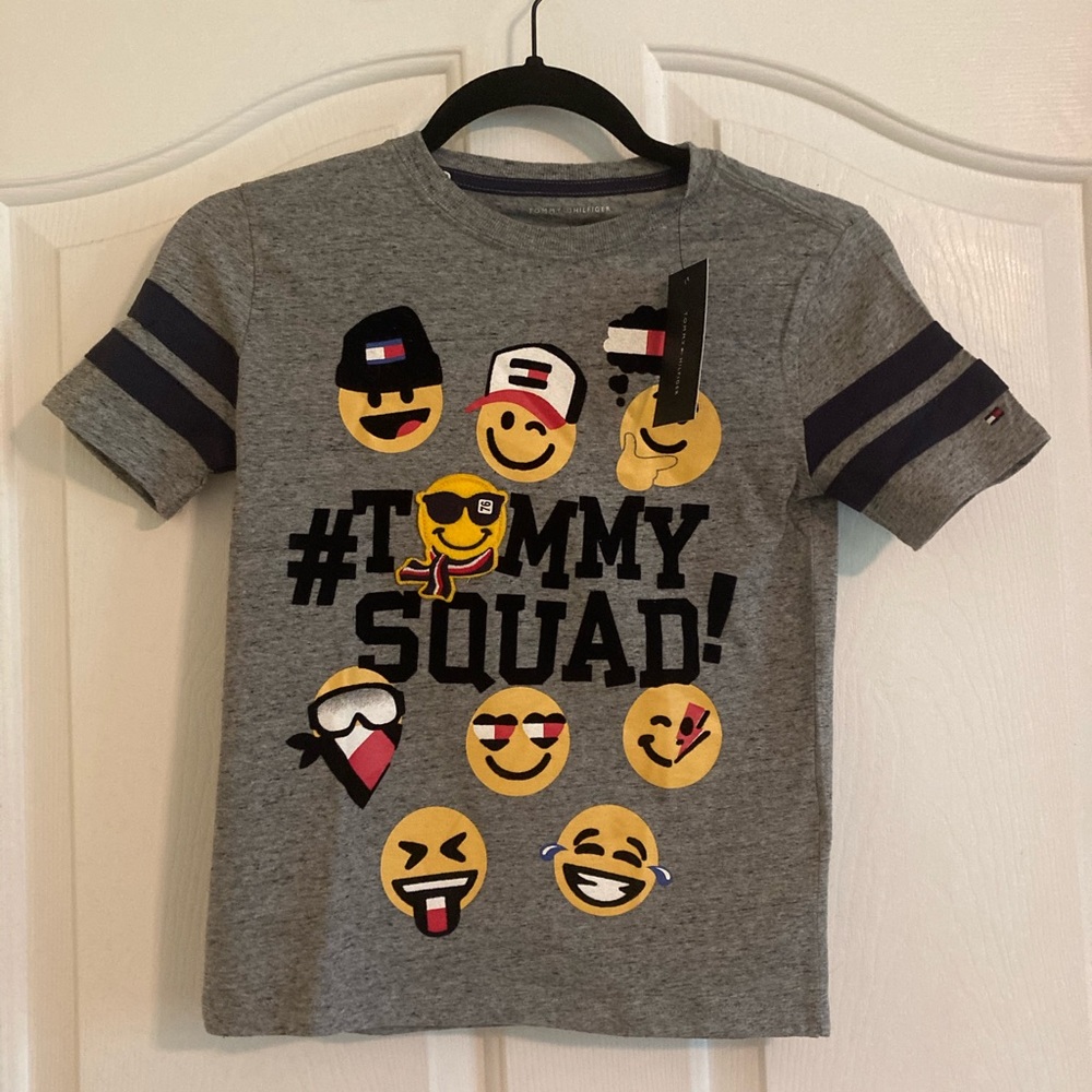 Tommy Hilfiger Emoji T-shirt sz M NWT